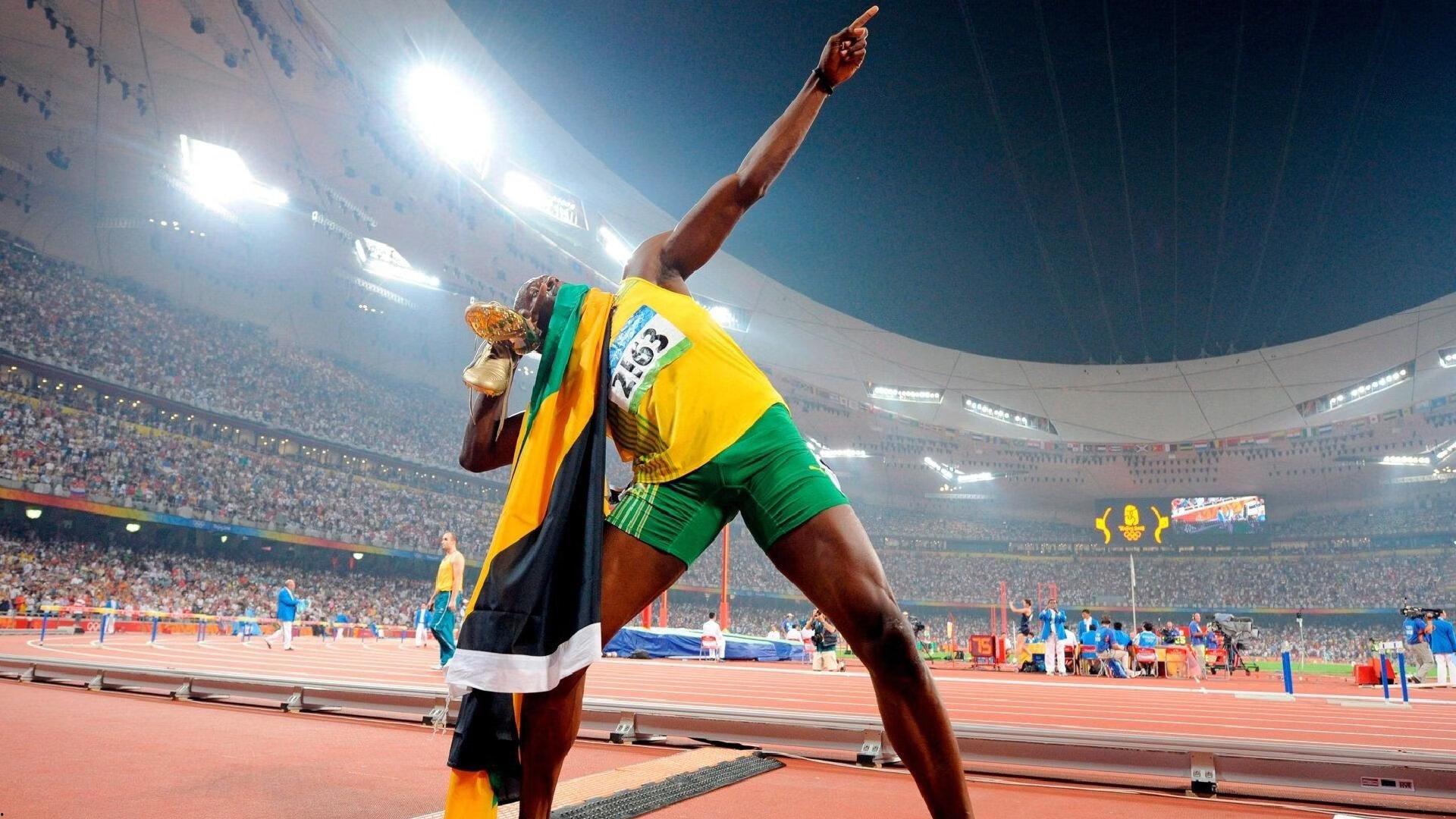 天才新星上演帽子戏法，助球队逆转夺冠